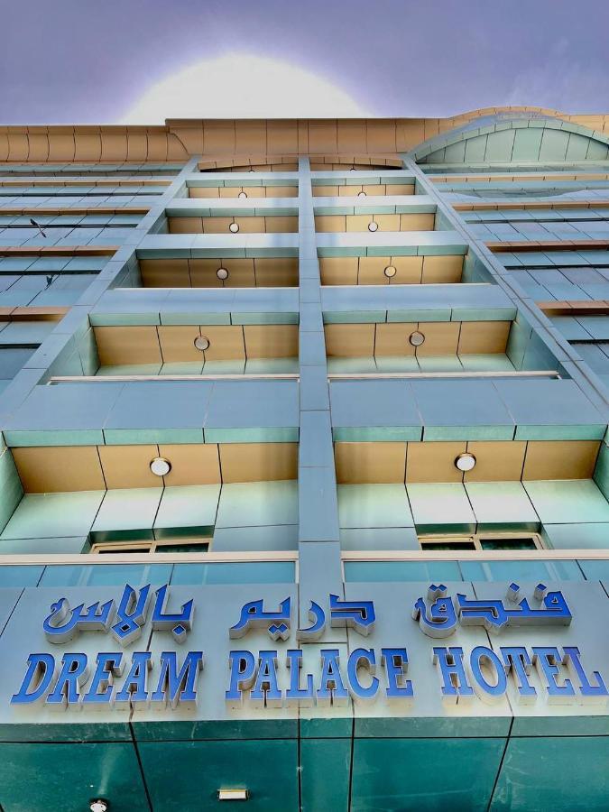 Dream Palace Hotel Аджман Екстериор снимка