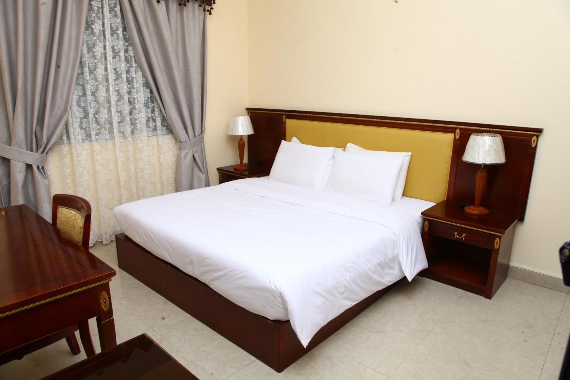 Dream Palace Hotel Аджман Екстериор снимка