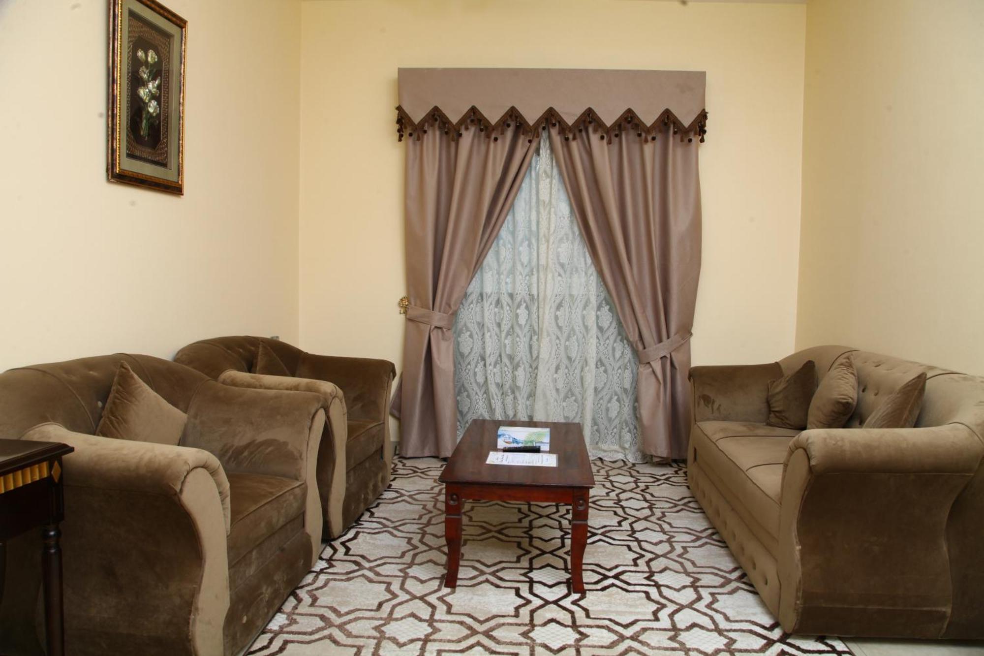 Dream Palace Hotel Аджман Екстериор снимка
